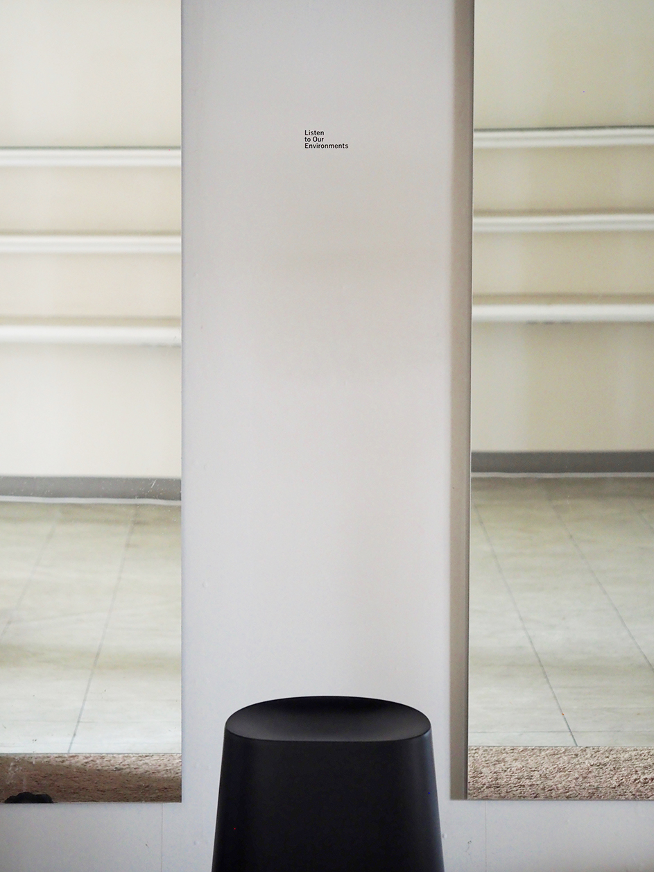 Transparent Deposite